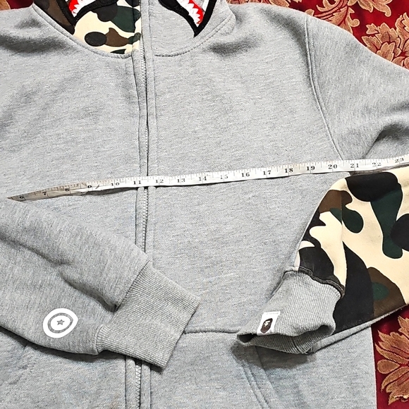Bape Gray Full Zip-Up Shark/ Camo Hoodie XL - Picture 8 of 11